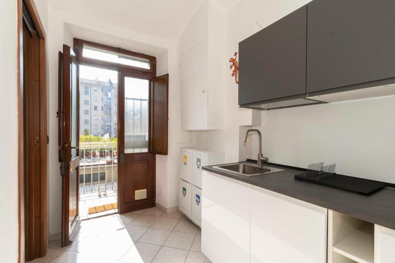 דירות טורינו Colourful Flat San Donato מראה חיצוני תמונה