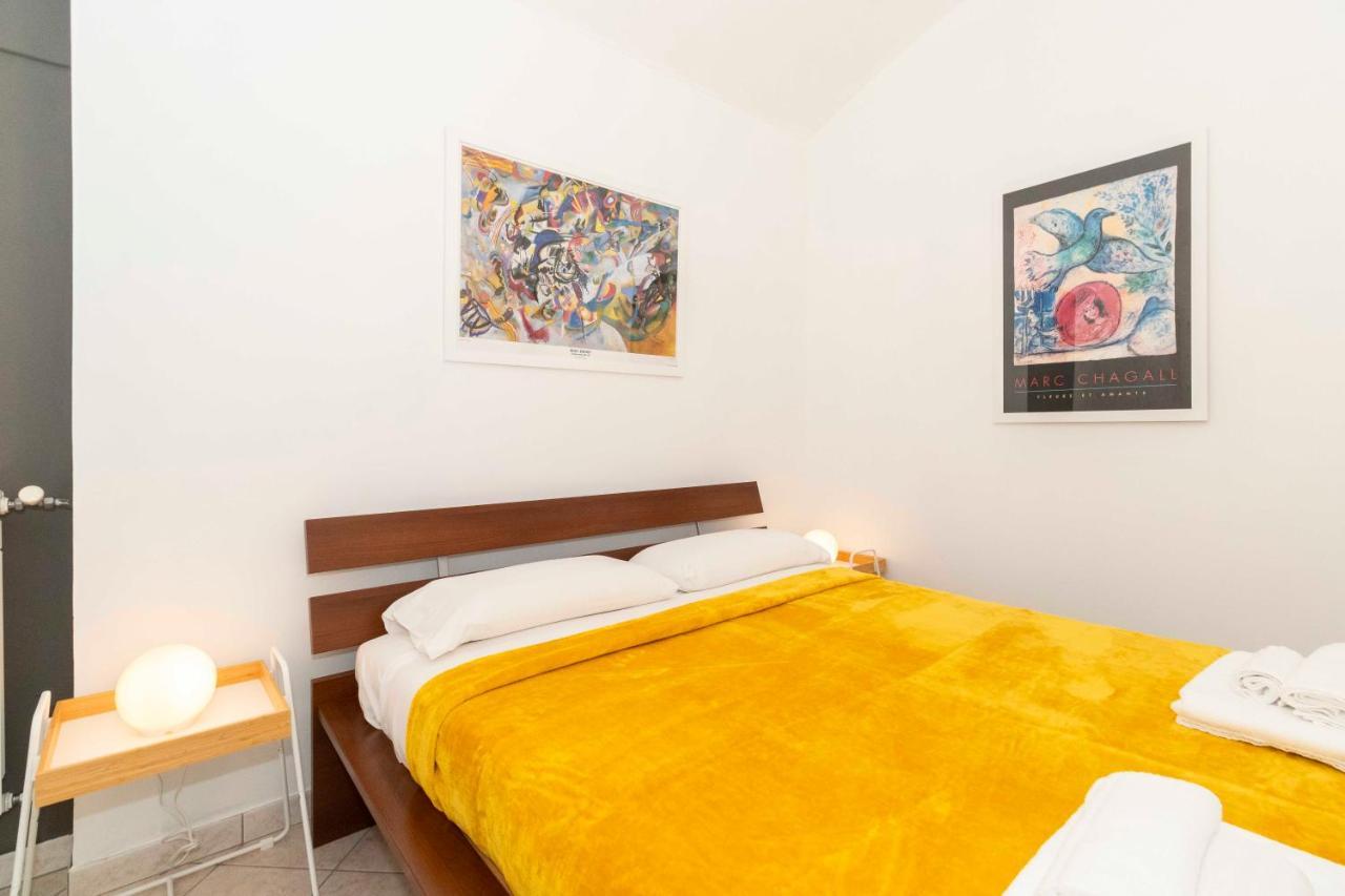 דירות טורינו Colourful Flat San Donato מראה חיצוני תמונה