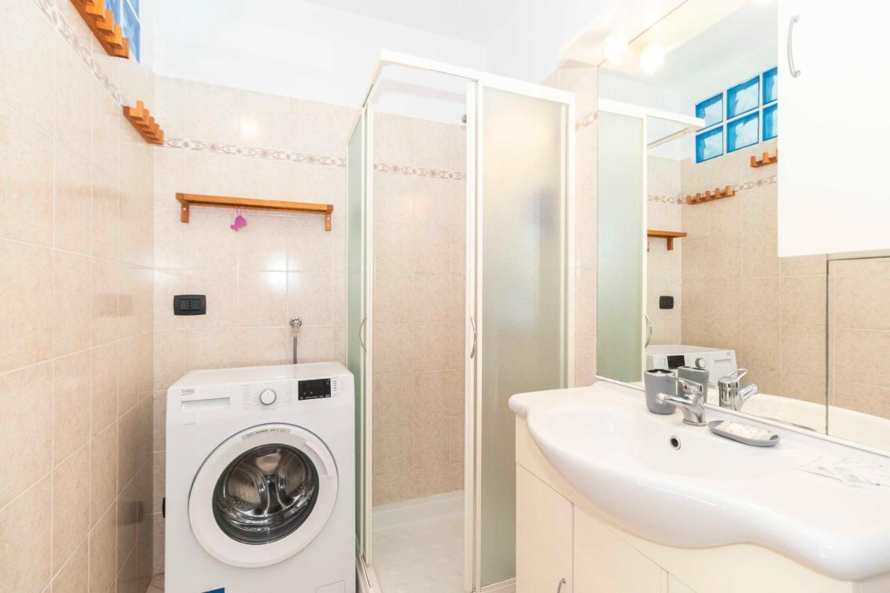 דירות טורינו Colourful Flat San Donato מראה חיצוני תמונה