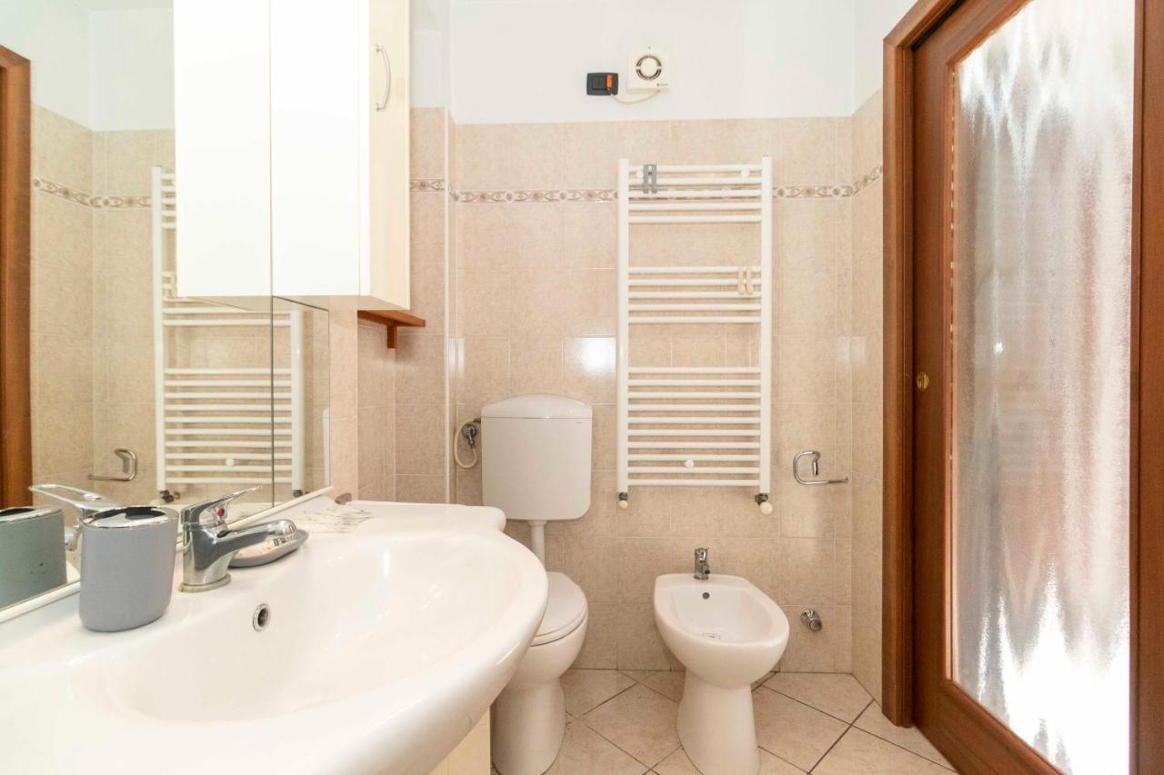 דירות טורינו Colourful Flat San Donato מראה חיצוני תמונה